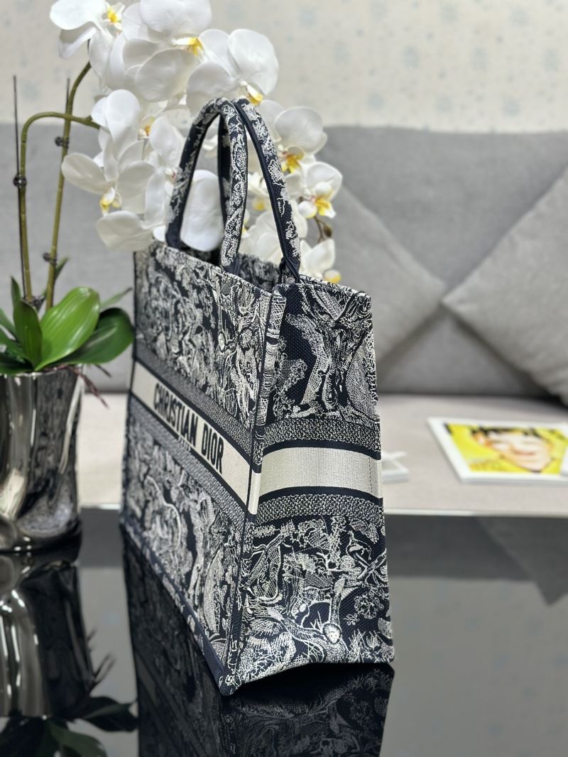 Christian Dior Shopping Bags